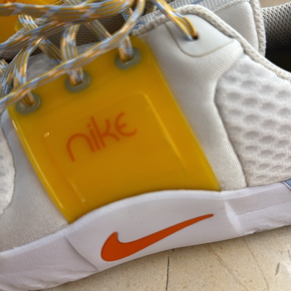 Nike Renew Sneakers - Picture 10 of 10
